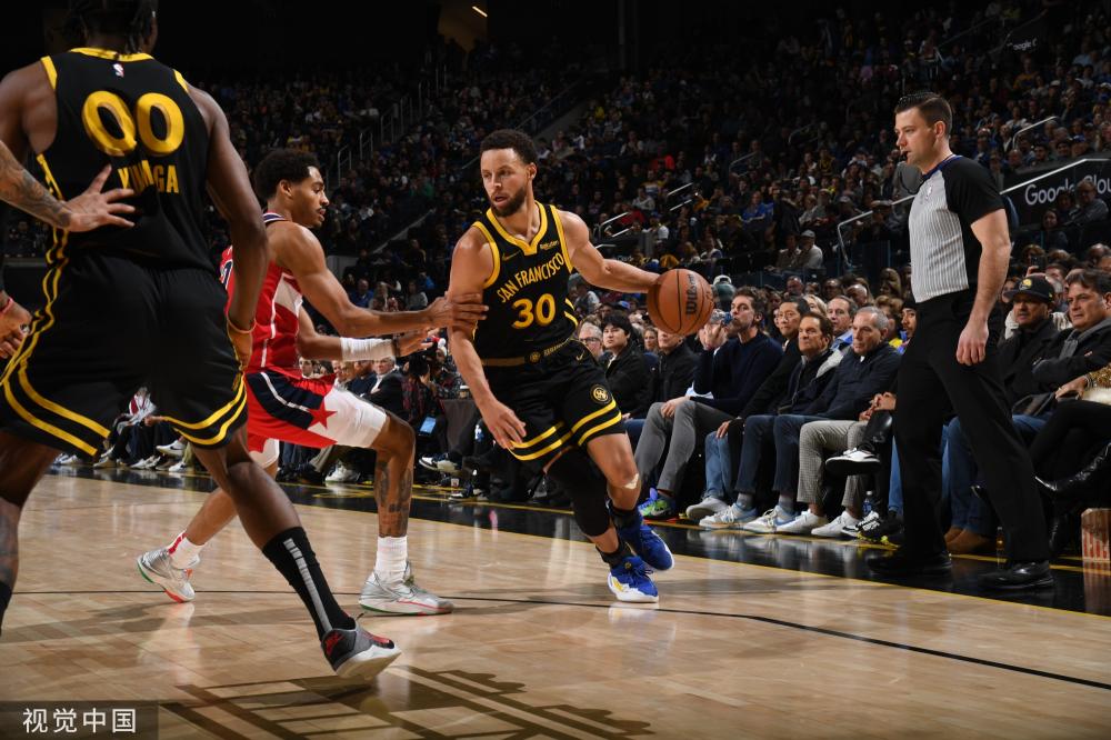 由于球队战 由于球队战