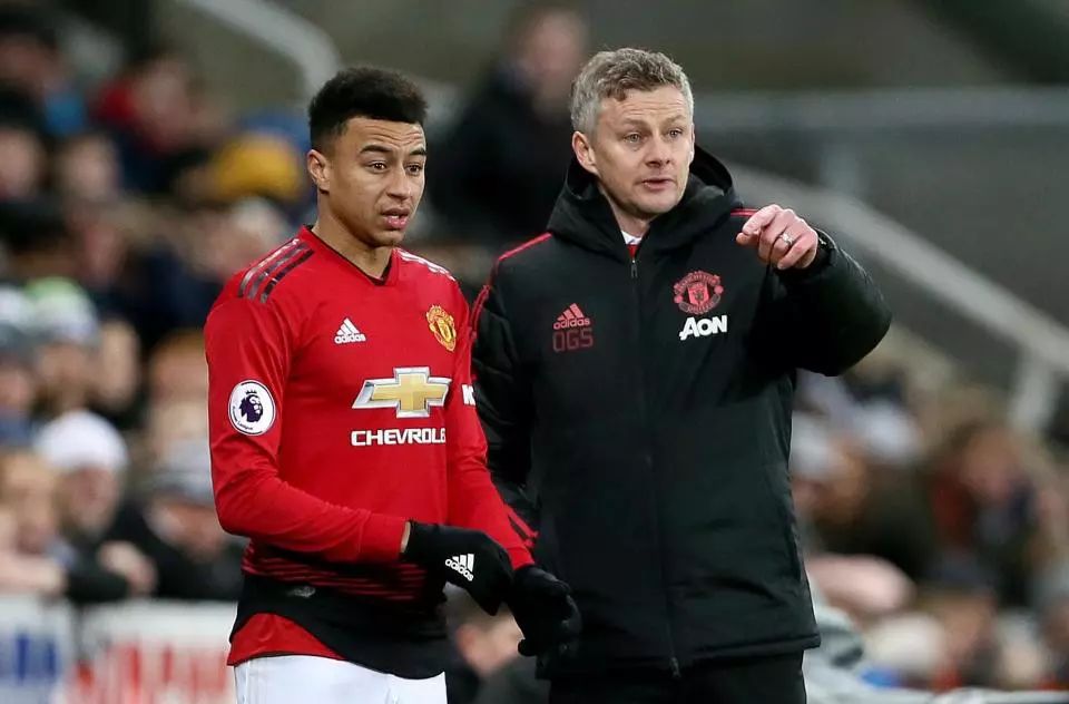 队提出了更 队提出了更